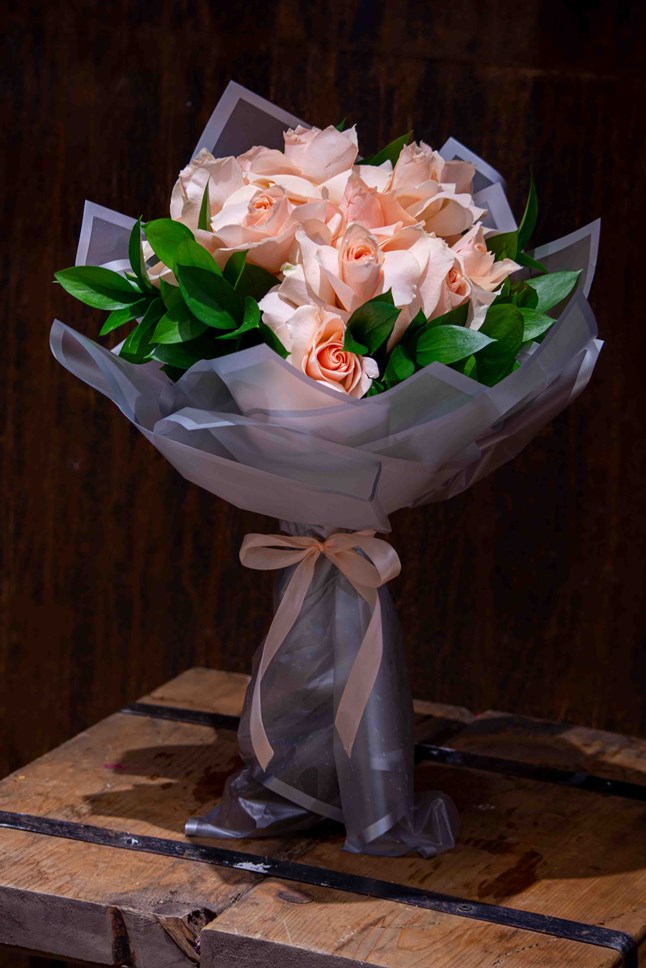 Light Orange Bouquet | Hand Bouquet 