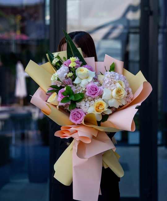 Sunset Symphony | Hand Bouquet Sunset Symphony | Hand Bouquet